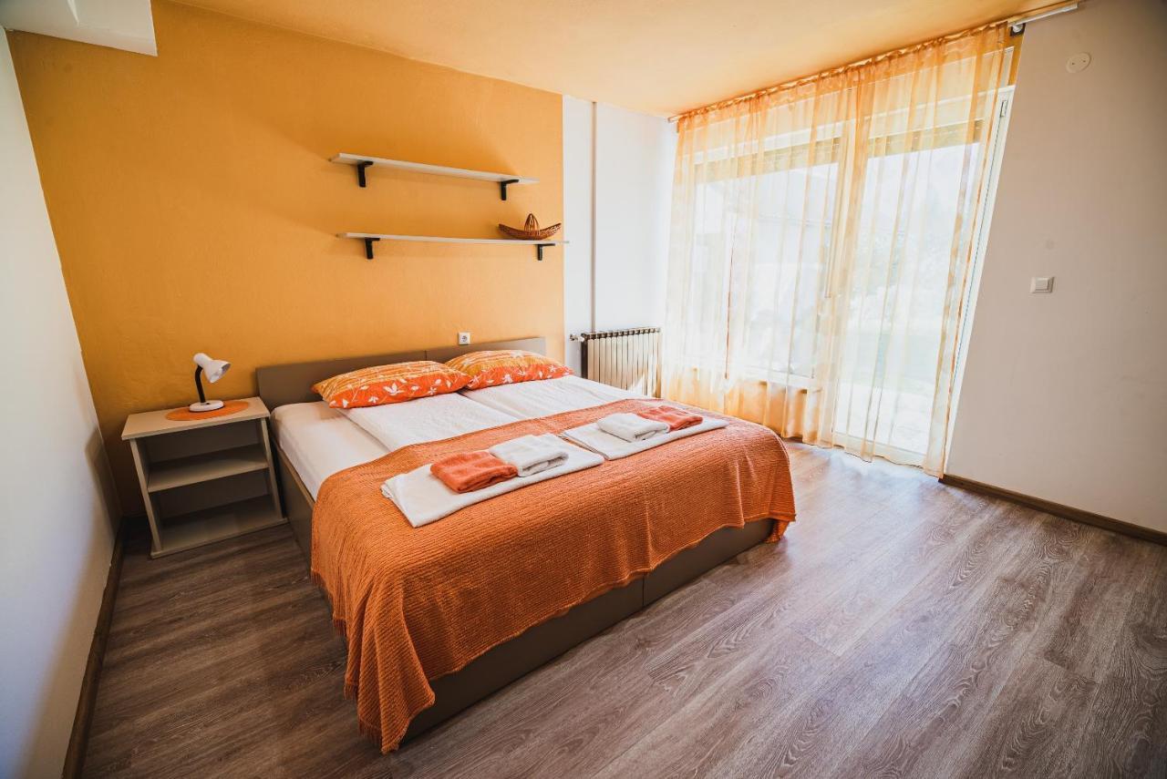 Apartma Rombon Brdo With Free Onsite Parking Бовец Екстер'єр фото